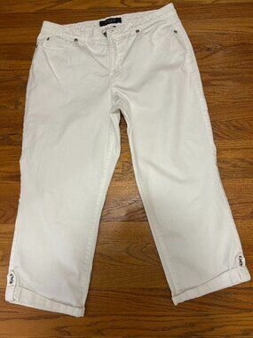 Women's Nine West  Capri's Size 14